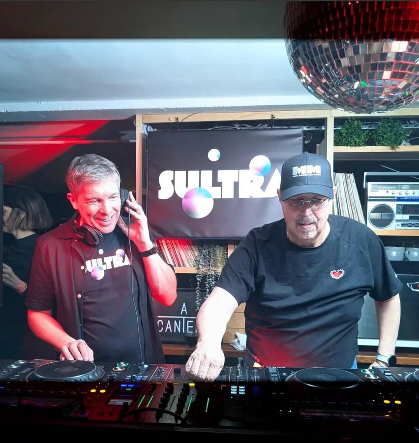 Michael Gray at the decks